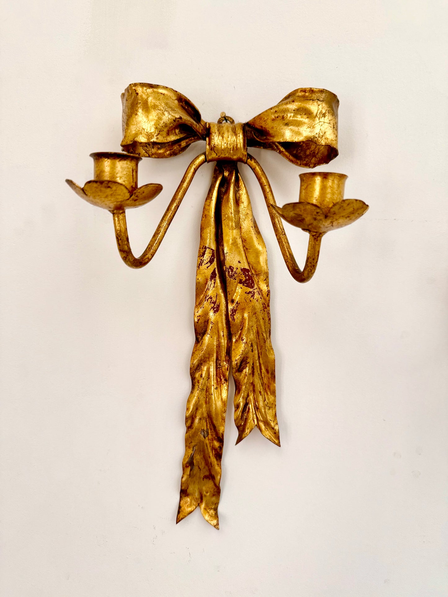 Pair of 1940s Italian Toleware Bow Sconces