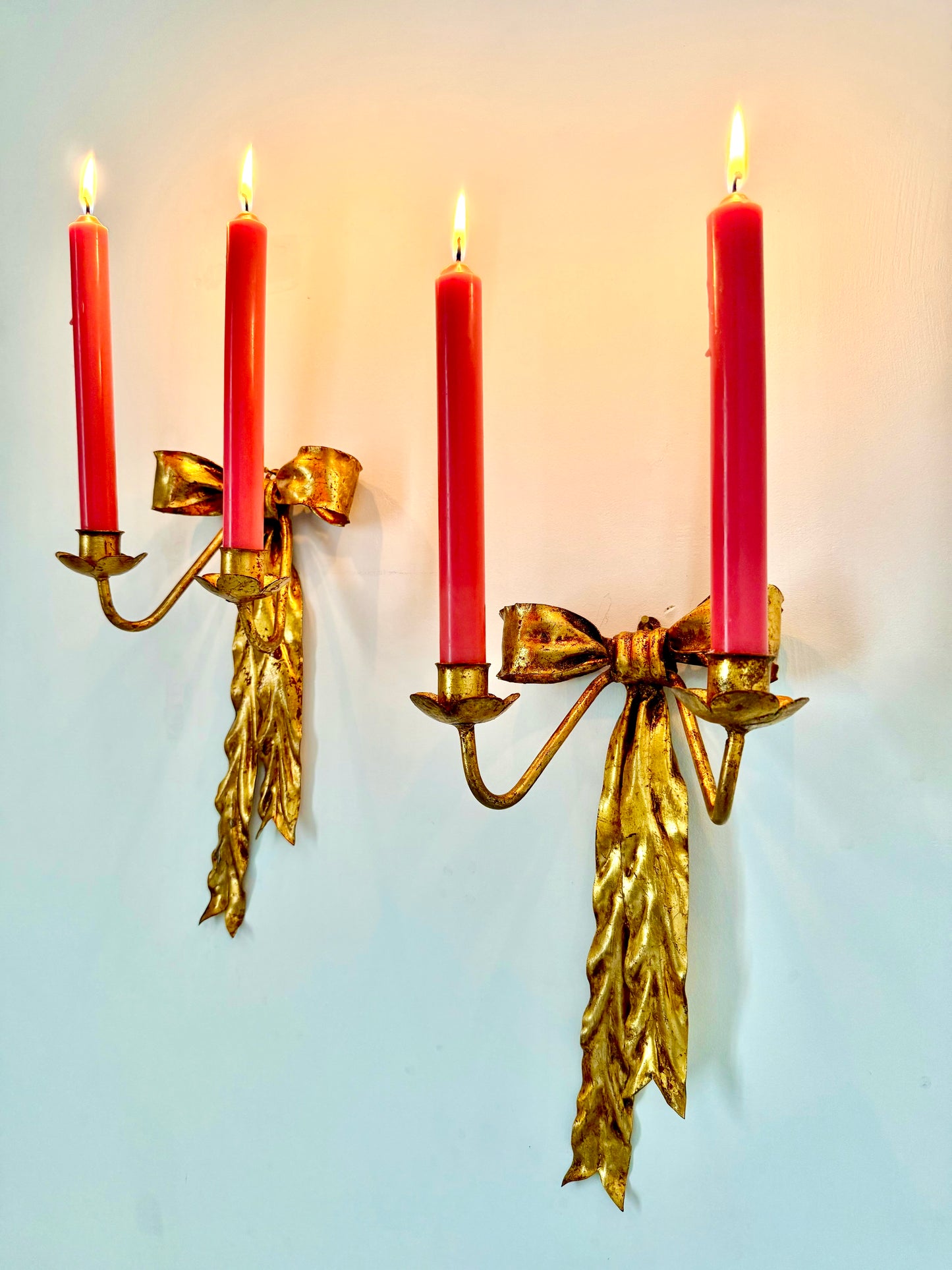 Pair of 1940s Italian Toleware Bow Sconces