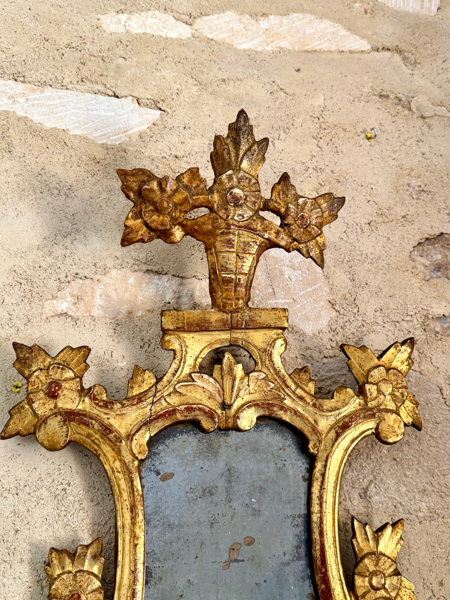 C18th Spanish Rococo Giltwood Mirror